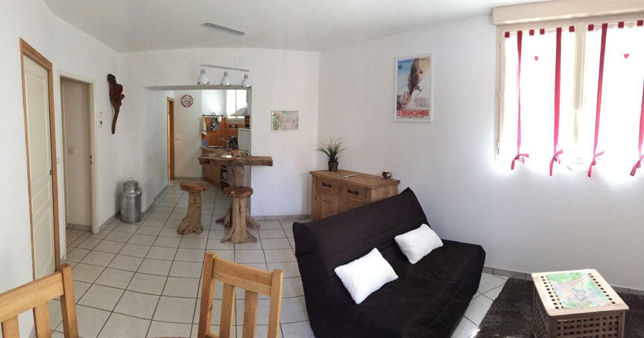 Le Petit Moulin Appartement Briançon Buitenkant foto