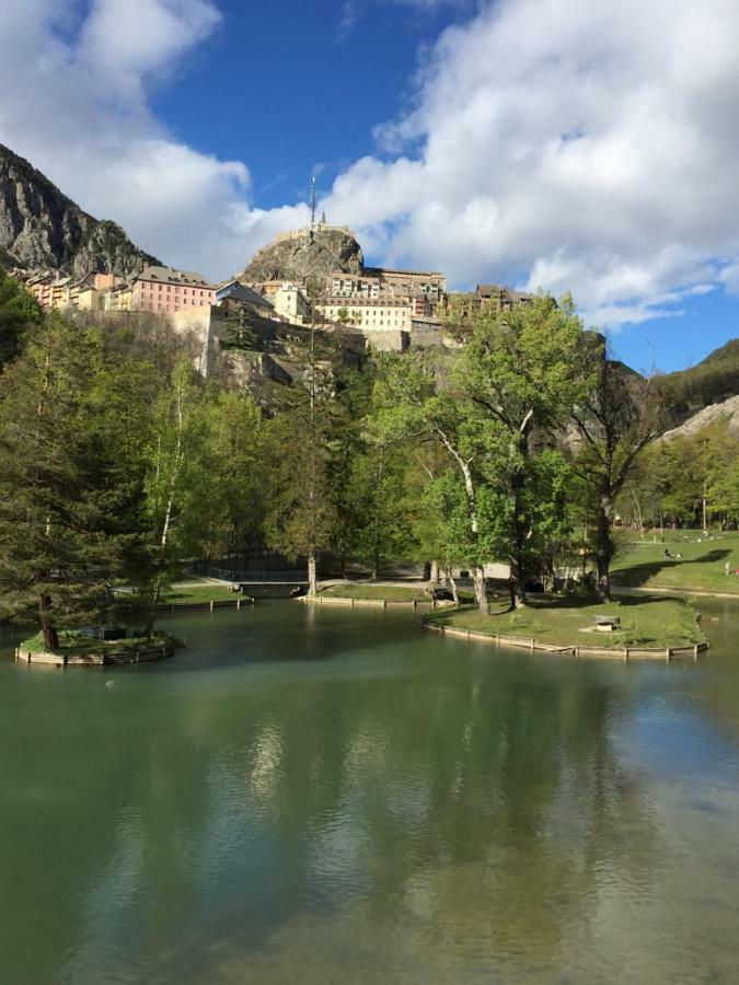 Le Petit Moulin Appartement Briançon Buitenkant foto
