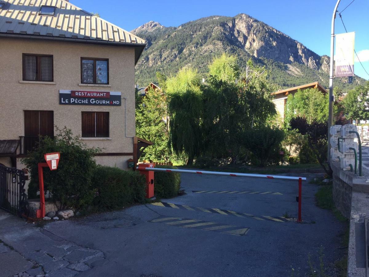 Le Petit Moulin Appartement Briançon Buitenkant foto